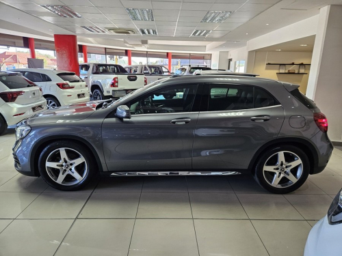 Mercedes-Benz Mercedes-benz Gla-class Gla 200 in Namibia