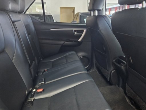 Toyota Fortuner 2.4gd-6 4x4 A/t in Namibia