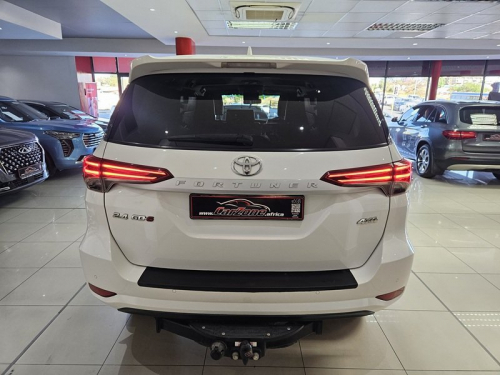 Toyota Fortuner 2.4gd-6 4x4 A/t in Namibia