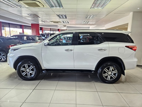 Toyota Fortuner 2.4gd-6 4x4 A/t in Namibia