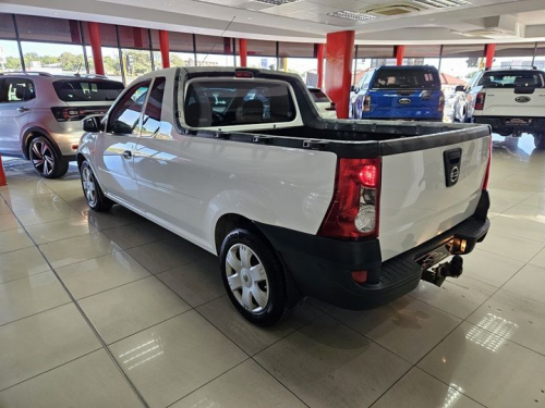 Nissan Np200 1.6 A/c Safety Pack P/u S/c in Namibia
