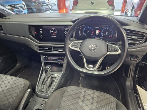 Volkswagen Polo 1.0 Tsi R-line Dsg in Namibia