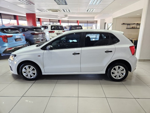 Volkswagen Polo Vivo 1.4 Trendline (5dr) in Namibia