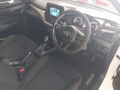 Toyota Starlet 1.5 XS A/T in Namibia