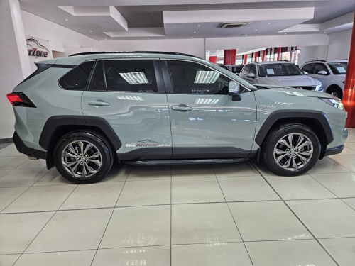 Toyota Rav4 2.5 Gx-r Hybrid Cvt E-four in Namibia