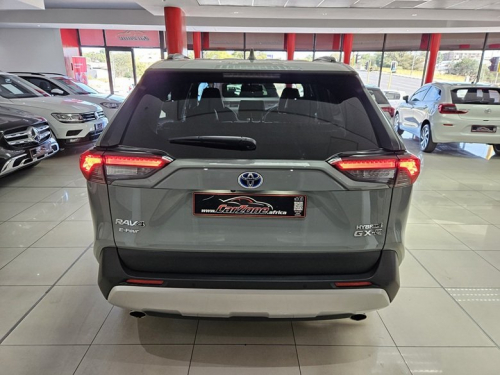 Toyota Rav4 2.5 Gx-r Hybrid Cvt E-four in Namibia