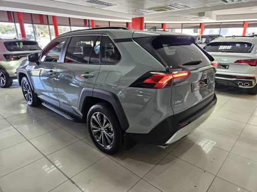 Toyota Rav4 2.5 Gx-r Hybrid Cvt E-four in Namibia