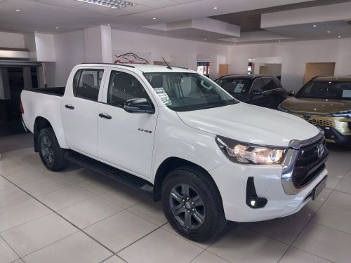 Pre-owned Toyota Hilux 2.4 GD-6 Raider 4x4 A/T D/Cab for sale in 