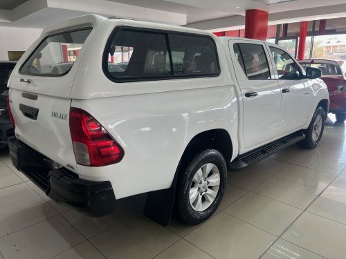 Toyota Hilux 2.4 Gd-6 Srx 4x4 A/t P/u D/c in Namibia