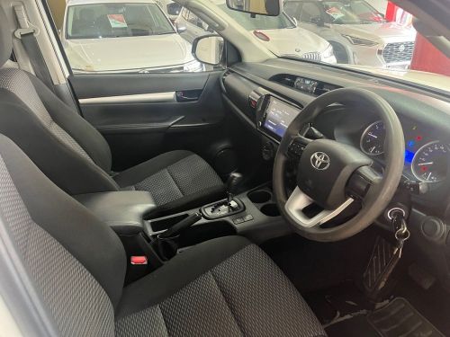 Toyota Hilux 2.4 Gd-6 Srx 4x4 A/t P/u D/c in Namibia