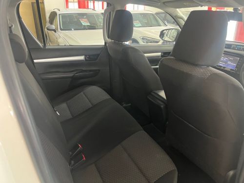 Toyota Hilux 2.4 Gd-6 Srx 4x4 A/t P/u D/c in Namibia