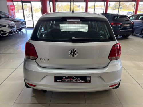 Volkswagen Polo Vivo 1.6 Comfortline Tip (5dr) in Namibia