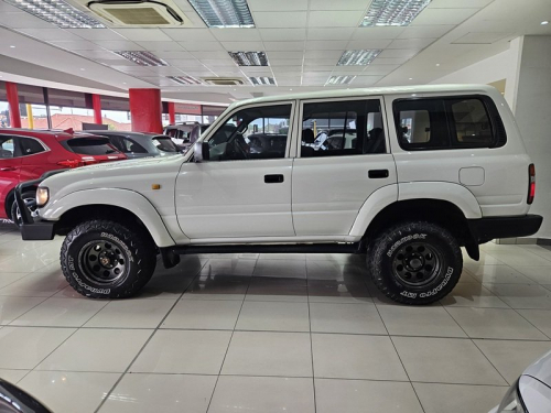 Toyota Landcruiser 4.2 Gx in Namibia