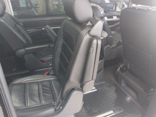 Volkswagen T6 Caravelle 2.0 Bitdi Highline Dsg 4 Motion in Namibia