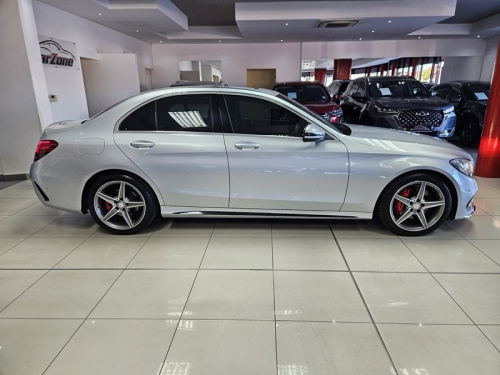 Mercedes-Benz C-class C200 A/t in Namibia