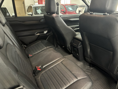 Ford Everest 2.0d Bi-turbo Sport 4x4 A/t in Namibia