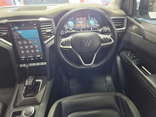 Volkswagen Amarok 3.0tdi V6 184kw 4mot Style A/t D/c P/u in Namibia