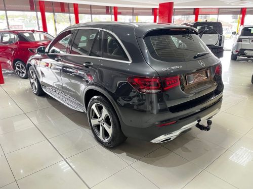Mercedes-Benz Glc 300d 4matic in Namibia