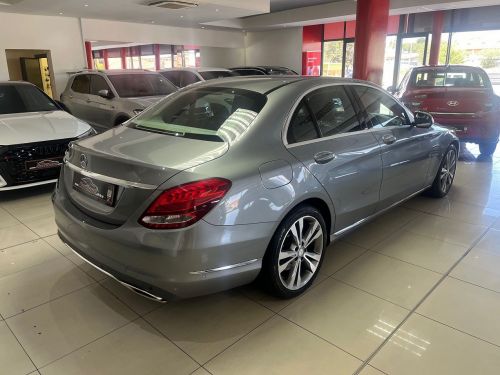 Mercedes-Benz C-class C250 Avantgarde A/t in Namibia