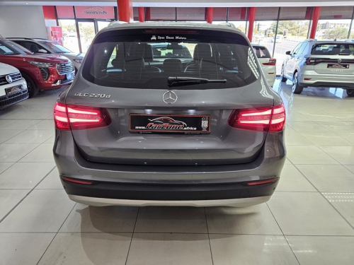 Mercedes-Benz Glc-class Glc 220d in Namibia