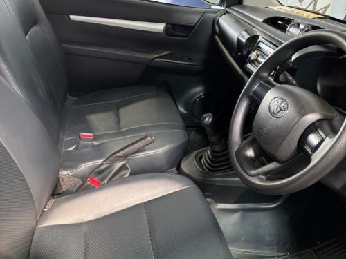 Toyota Hilux 2.0 Vvti A/C P/U S/C in Namibia