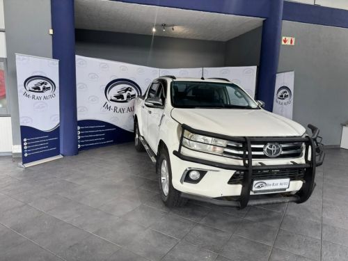 Pre-owned Toyota Hilux 4.0 V6 Raider 4X4 A/T P/U D/C for sale in 