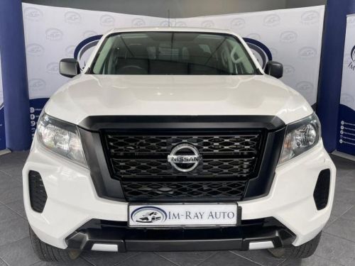 Nissan Navara 2.5 Xe 4X4 P/U D/C in Namibia