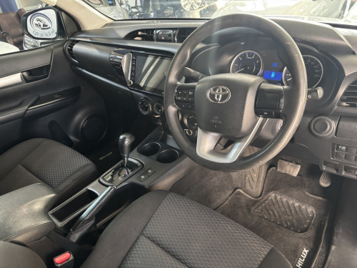 Toyota Hilux 2.4 GD-6 SRX 4X4 A/T P/U D/C in Namibia