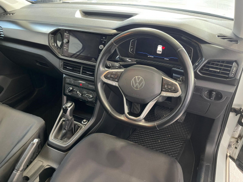 Volkswagen T-Cross 1.0 Tsi Comfortline R-Line Dsg in Namibia