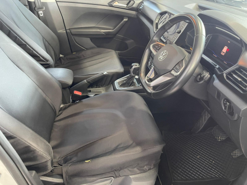 Volkswagen T-Cross 1.0 Tsi Comfortline R-Line Dsg in Namibia