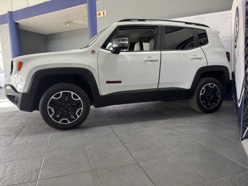 Jeep Renegade 2.4 Trailhawk Awd A/T in Namibia