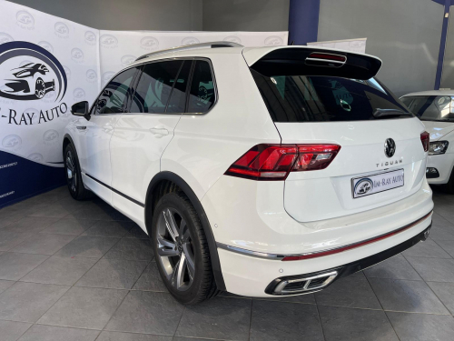 Volkswagen Tiguan 1.4 Tsi R-Line Dsg (110kw) in Namibia