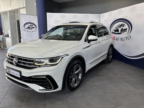 Volkswagen Tiguan 1.4 Tsi R-Line Dsg (110kw) in Namibia