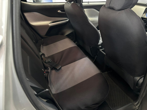 Nissan Magnite 1.0t Acenta Cvt in Namibia