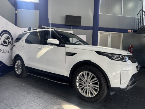 Pre-owned Land Rover Discovery 3.0 Td6 Se for sale in 
