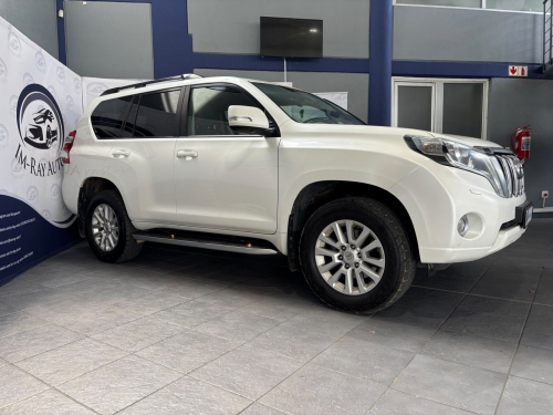 Toyota Prado Vx 4.0 V6 A/T in Namibia