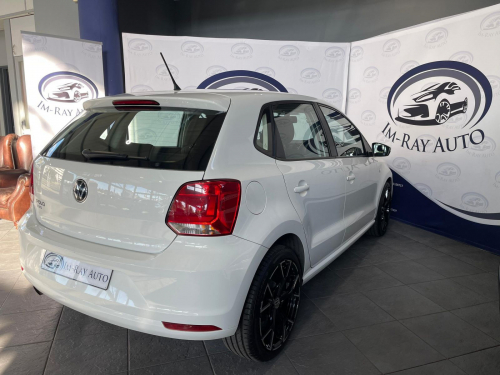 Volkswagen Polo Vivo 1.4 Trendline (5dr) in Namibia
