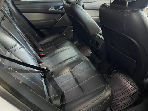Land Rover Range Rover Velar 3.0 D Se in Namibia