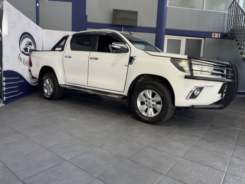 Toyota Hilux 4.0 V6 Raider 4X4 A/T P/U D/C in Namibia