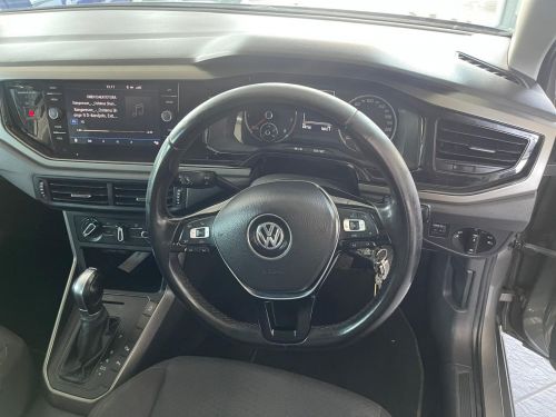 Volkswagen Polo 1,0 Tsi Comfortline Dsg in Namibia