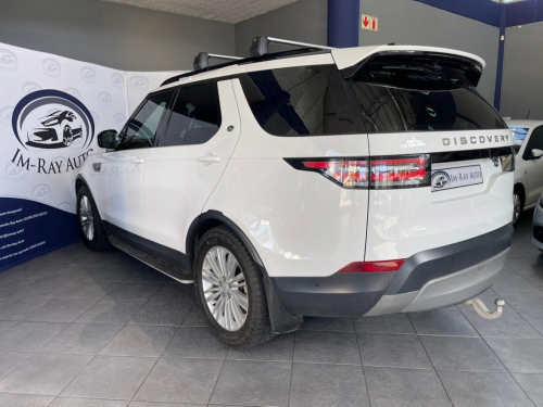 Land Rover Discovery 3.0 Td6 Se in Namibia