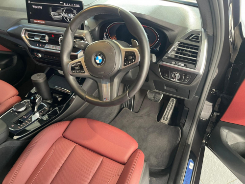 BMW X3 xDrive 20d in Namibia