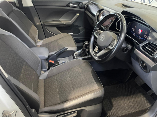 Volkswagen T-Cross 1.0 Tsi Highline Dsg in Namibia