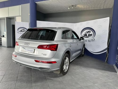 Audi Q5 2.0 Tdi Quattro Stronic in Namibia