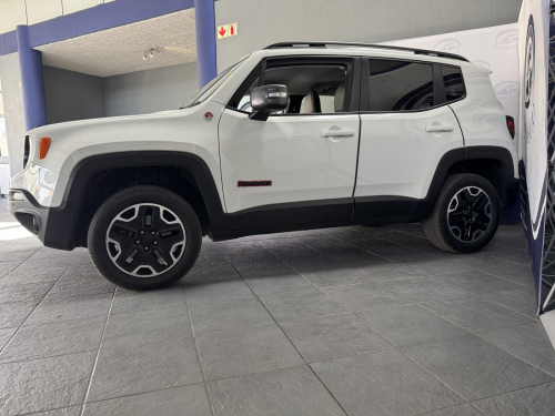 Jeep Renegade 2.4 Trailhawk Awd A/T in Namibia