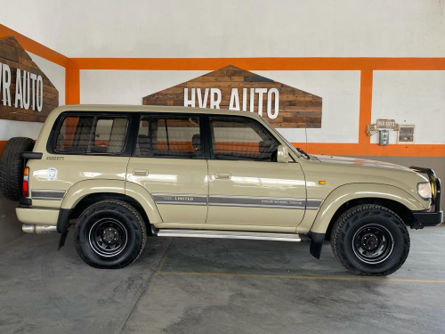 Toyota Land Cruiser VX 80 Series 4.5 EFI in Namibia