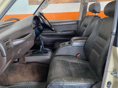 Toyota Land Cruiser VX 80 Series 4.5 EFI in Namibia