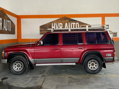 Nissan Patrol 4.2L Straight-6 4x4 in Namibia