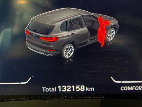 BMW X5 3.0L xDrive 30D in Namibia