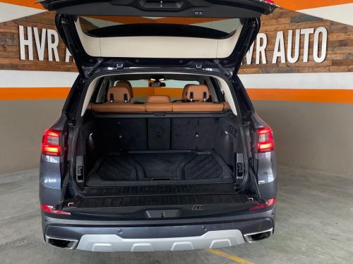 BMW X5 3.0L xDrive 30D in Namibia